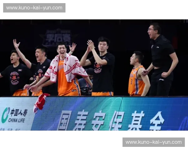 铁血荣光的交响：广东与八一，中国篮球史上的“双龙戏珠”